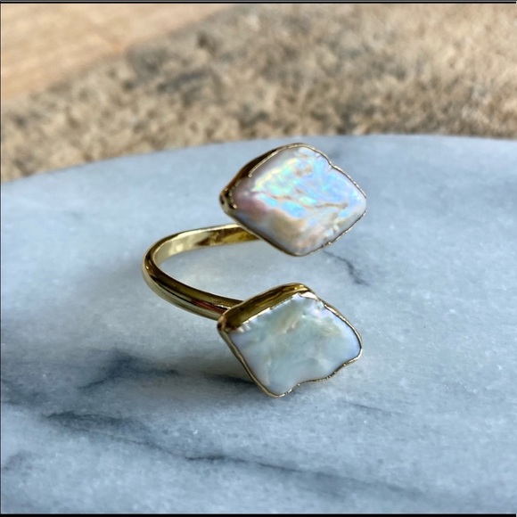 Estrella & Luna Jewelry - Natural Pearl 18k Electroplated Ring